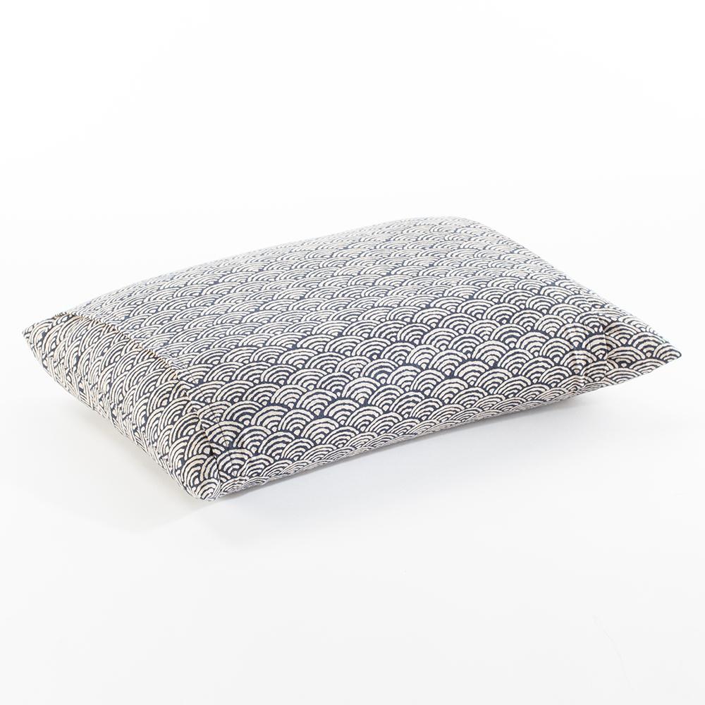 J-Life Seikai Ha Navy #2 Buckwheat Hull Pillow_Pillows & Shams