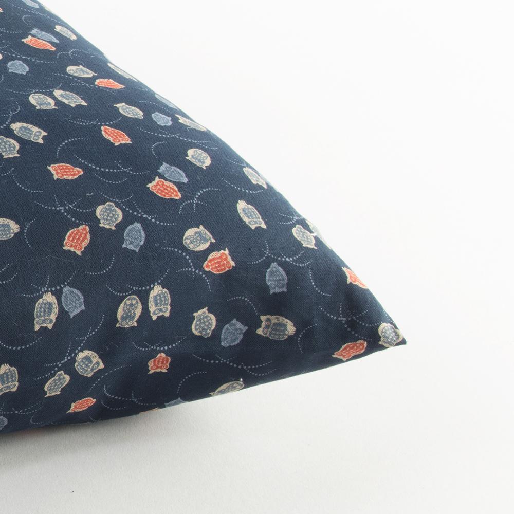 J-Life Fukurou Navy Zabuton Floor Pillow_Pillows & Shams