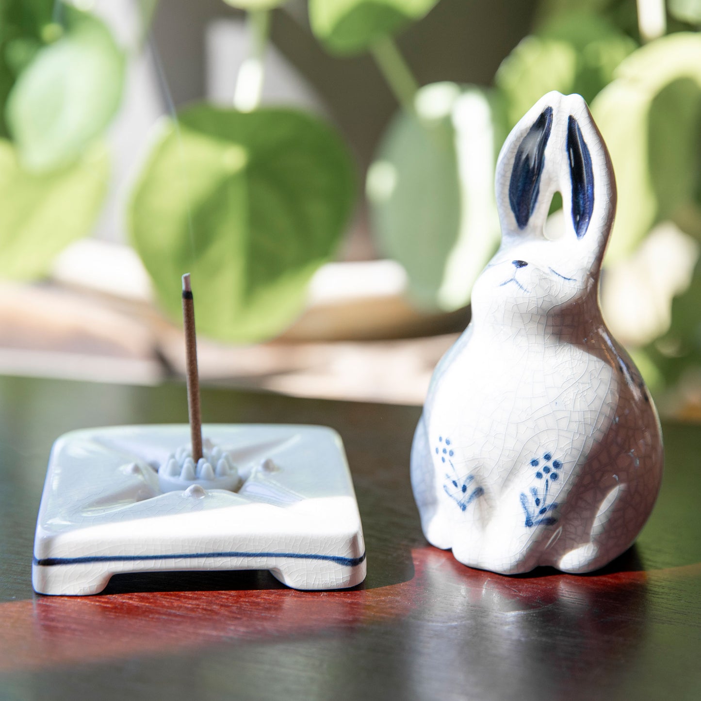 Usagi 兎 Rabbit Incense Holder