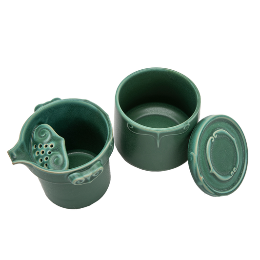 Jade Green Tea Cup with Strainer and Lid
