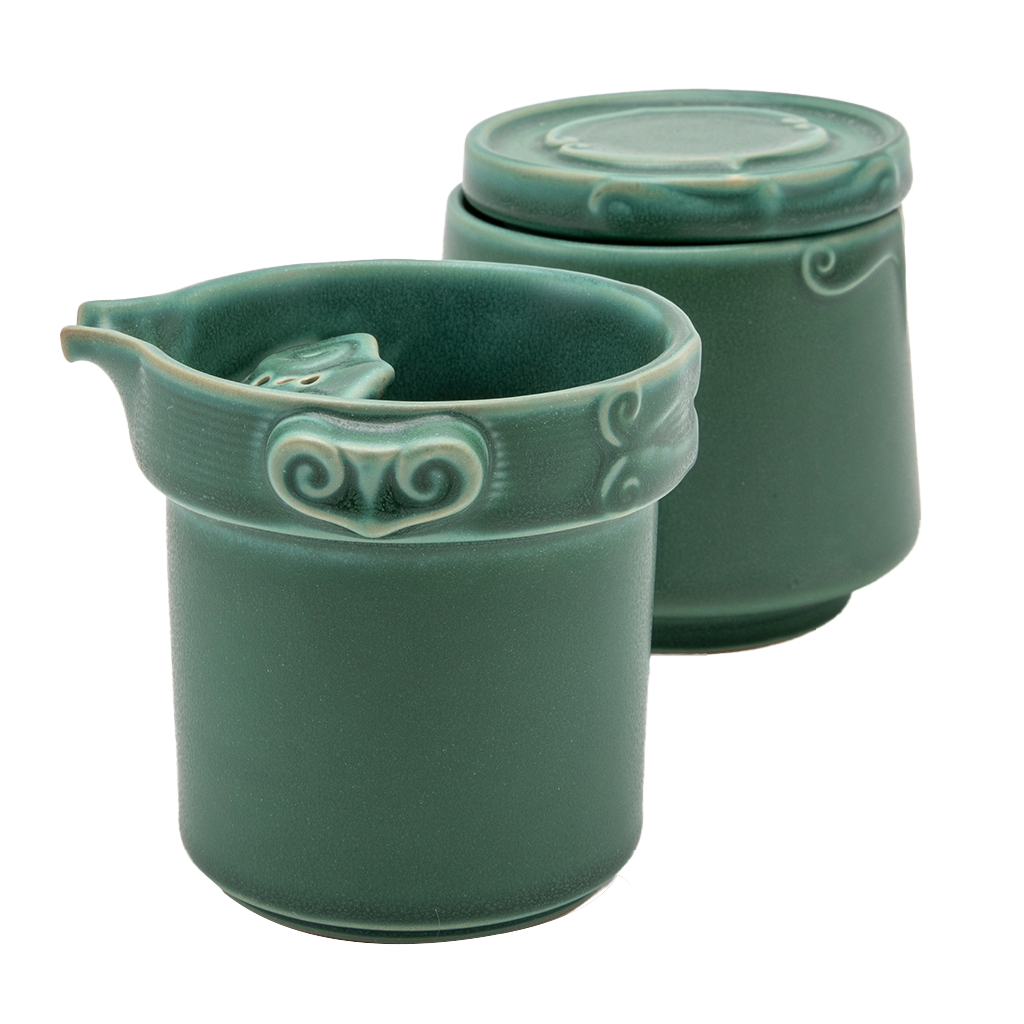 Jade Green Tea Cup with Strainer and Lid