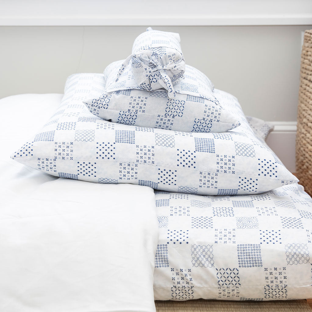 J-Life Igo White Buckwheat Hull Pillow - COVER ONLY