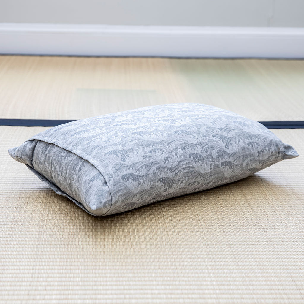 J-Life Tidal Wave Gray Buckwheat Hull Pillow - COVER ONLY