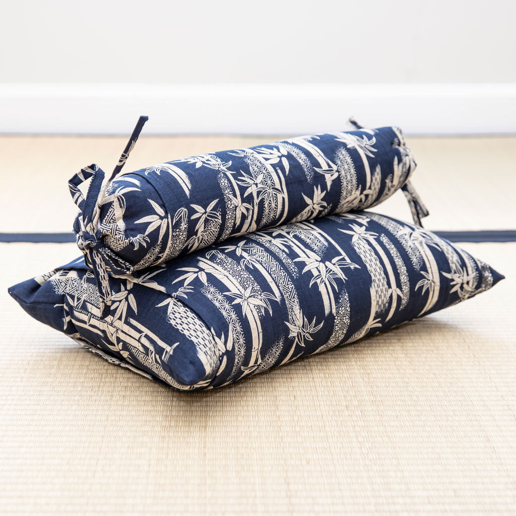J-Life Takenomori Navy Buckwheat Hull Pillow