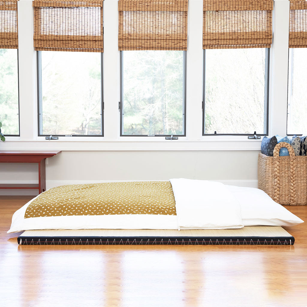 J-Life Koneko Gold Custom Kakefuton with Removable Cover