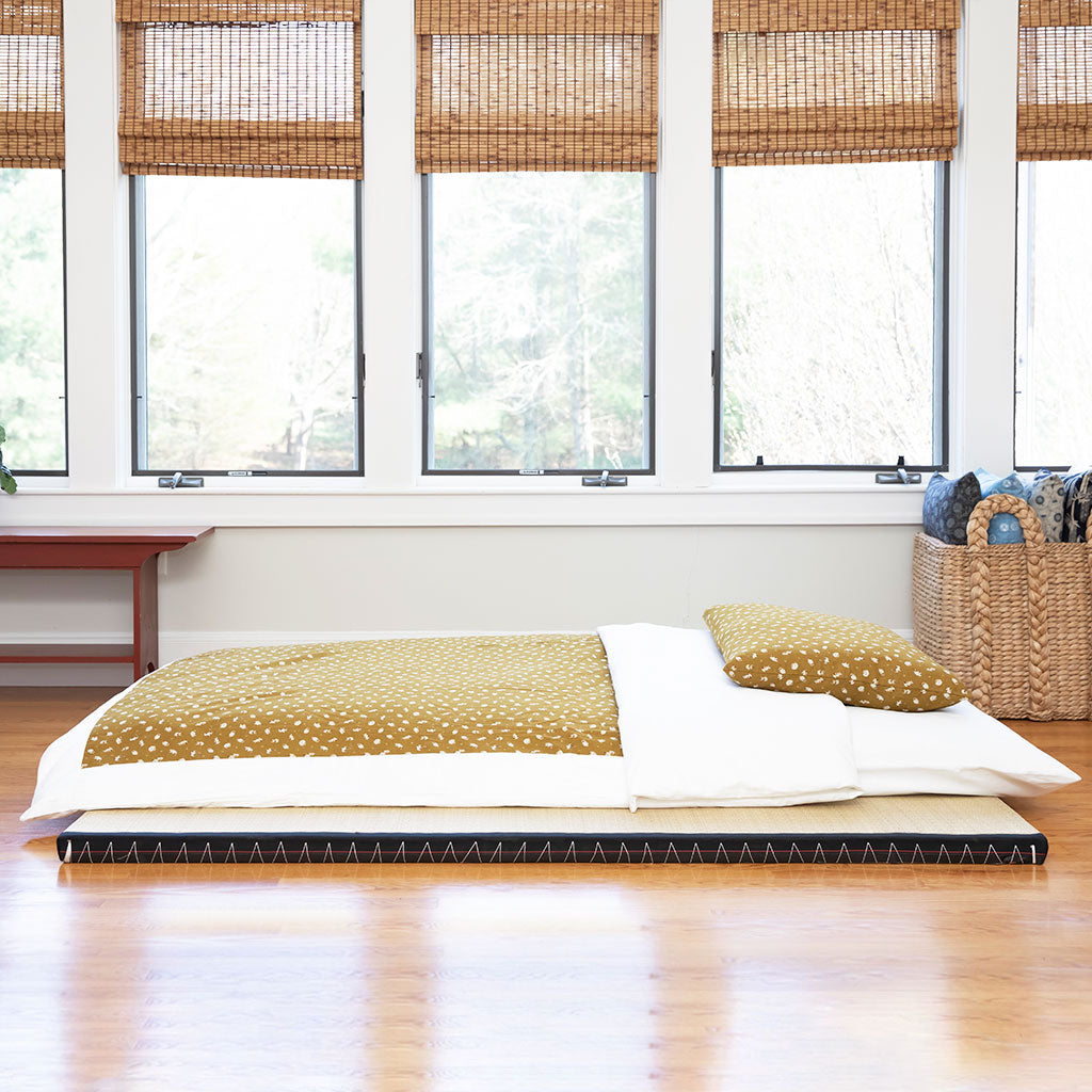 J-Life Koneko Gold Custom Kakefuton with Removable Cover