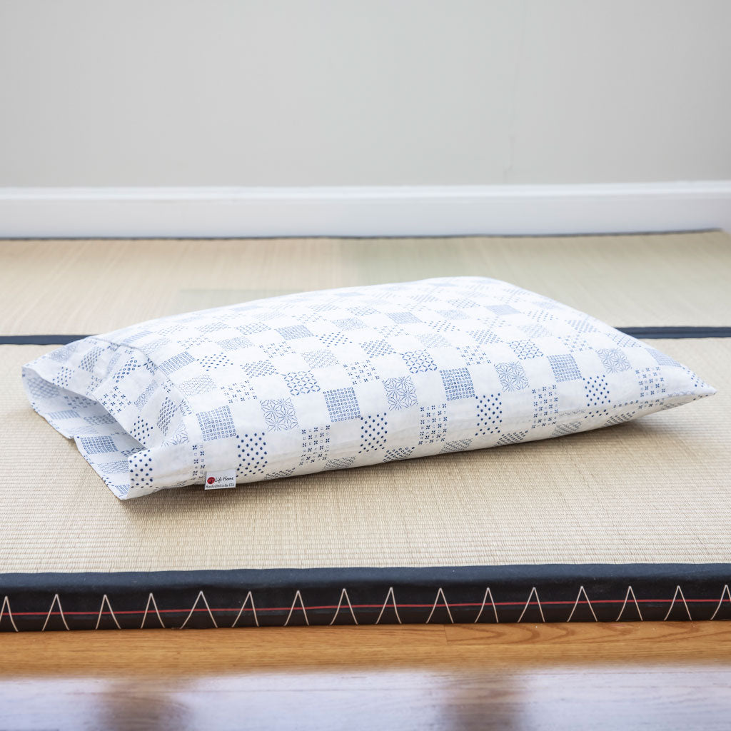 J-Life Igo White Pillowcase