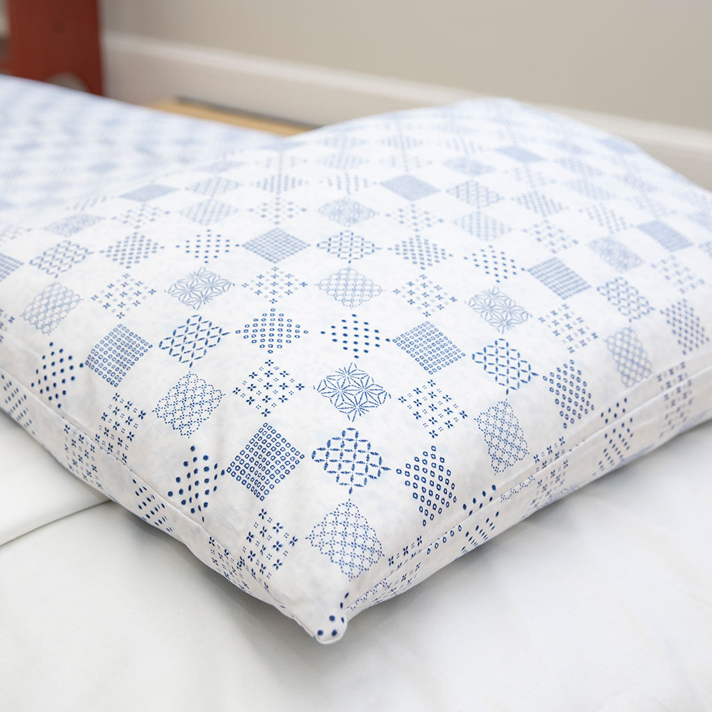 J-Life Igo White Pillowcase