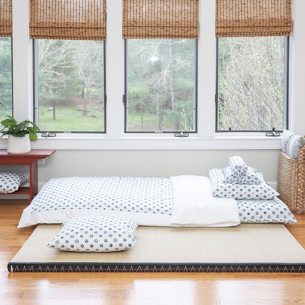 J-Life Dandelion White Custom Kakefuton with Removable Cover