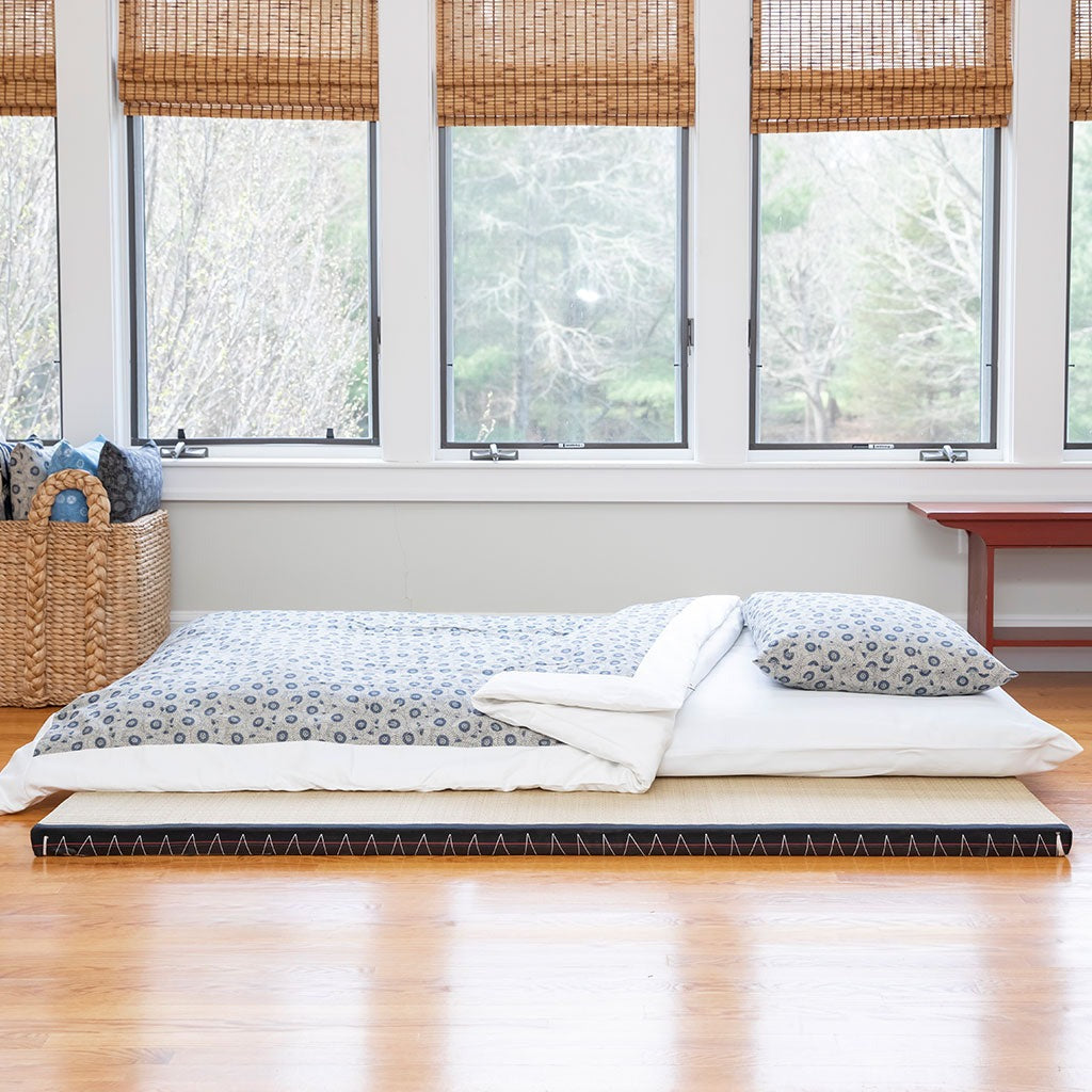 J-Life Higasa White Custom Kakefuton with Removable Cover