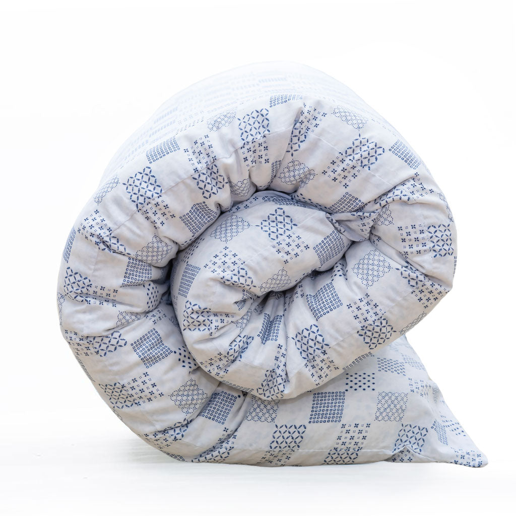 J-Life Shikifuton with Igo White Removable Cover