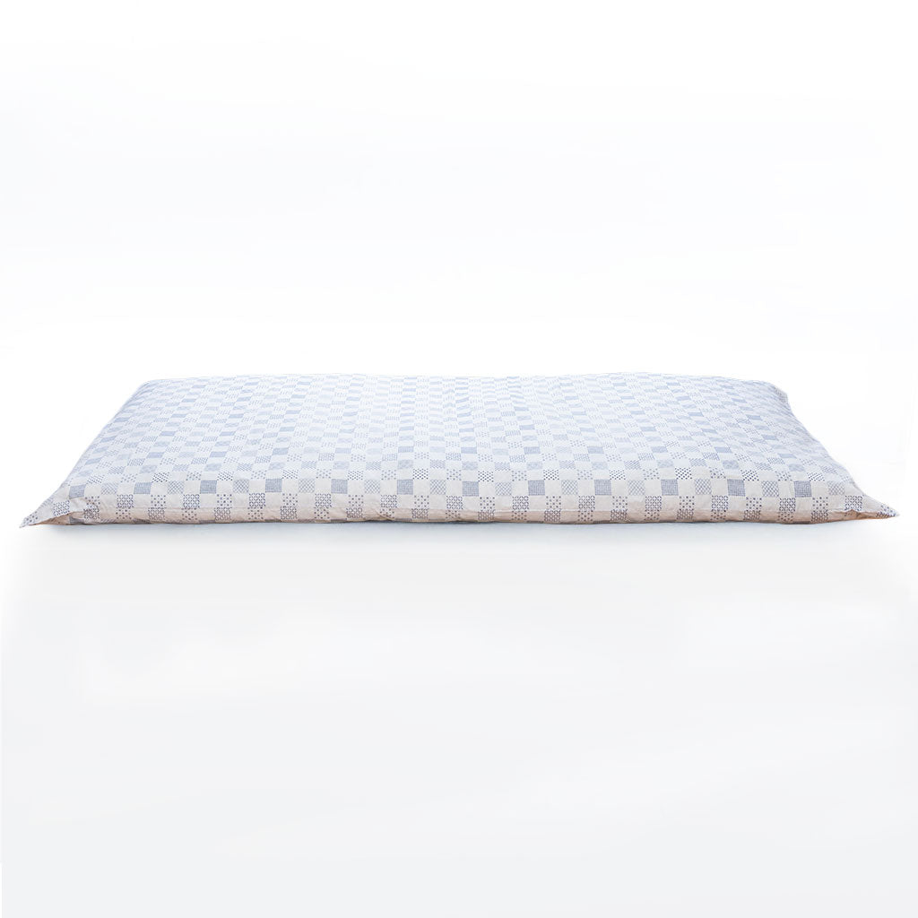 J-Life Shikifuton with Igo White Removable Cover