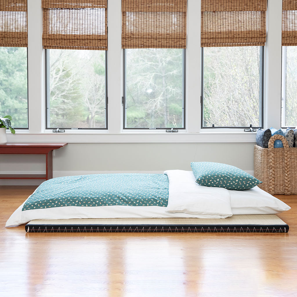 J-Life Koneko Blue Custom Kakefuton with Removable Cover