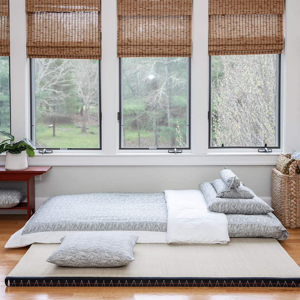 J-Life Shikifuton with Tidal Wave Gray Removable Cover