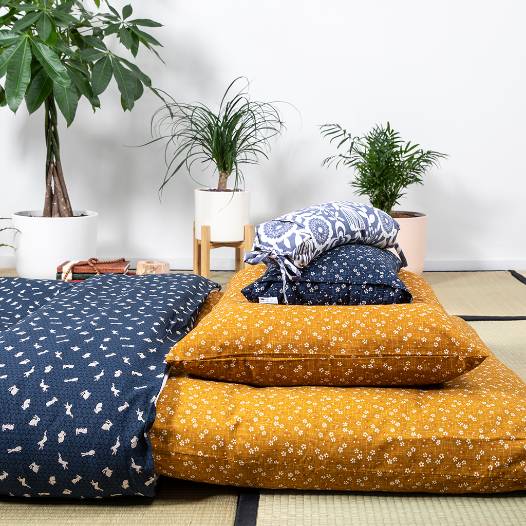 Bedding Bundle: Gold & Navy