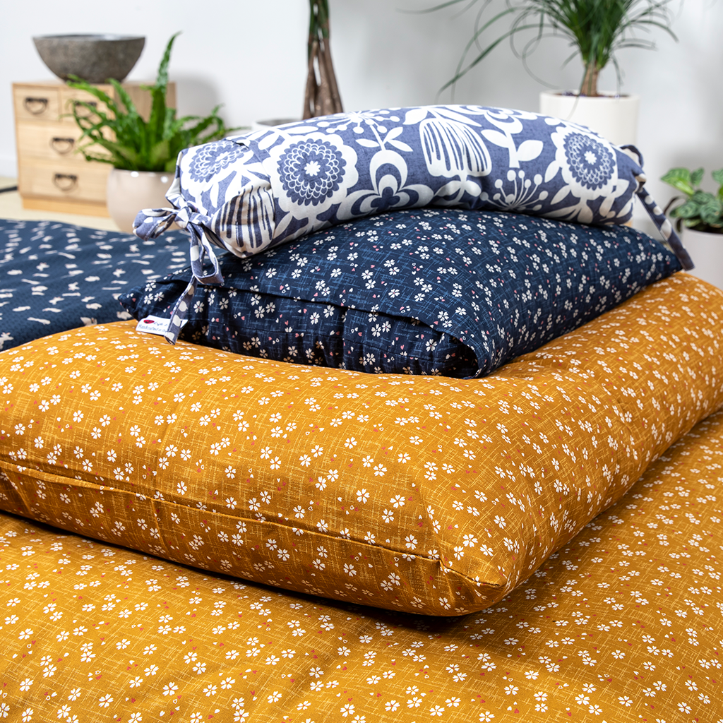 Bedding Bundle: Gold & Navy