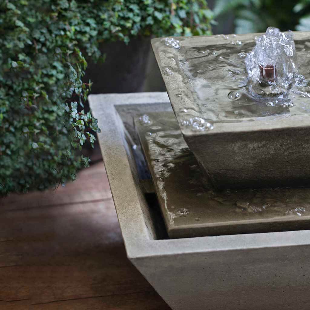 Kenzo Garden Statue: Small Fountain
