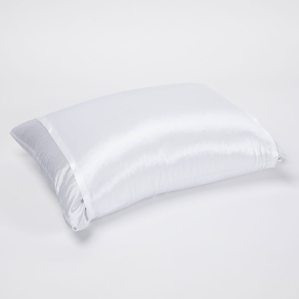 J-Life Shiruku "Silk" Snow Buckwheat Hull Pillow