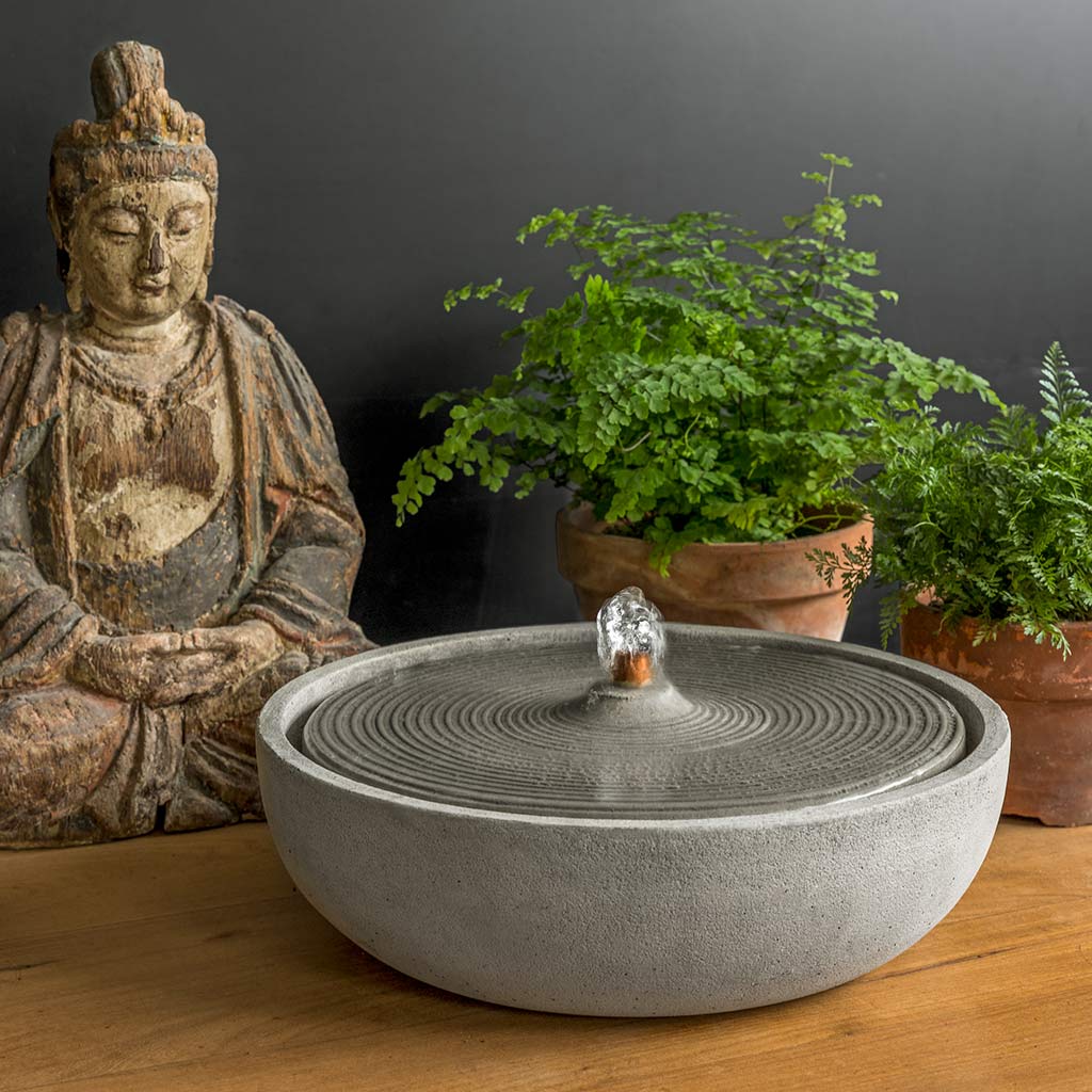 Zen Garden Statue: Small Fountain