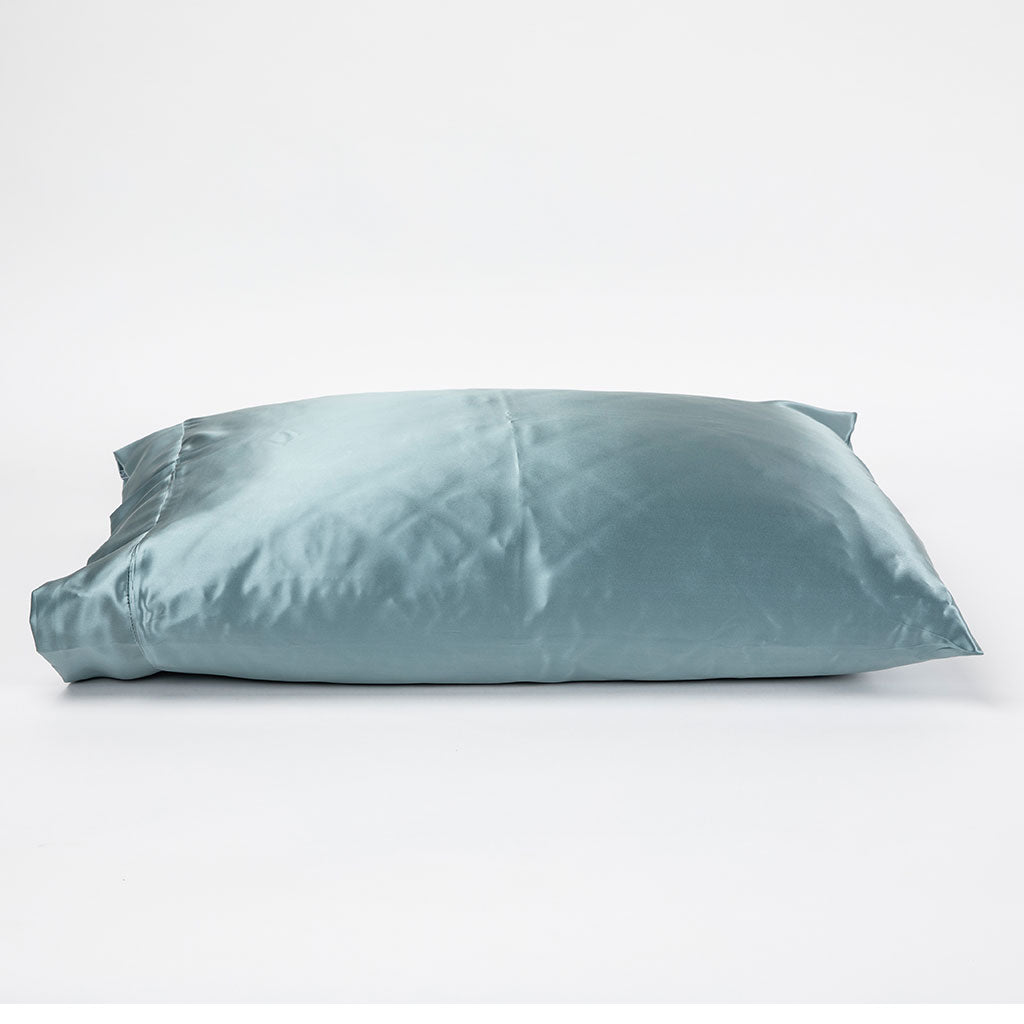 J-Life Shiruku Silk Arctic Pillowcase