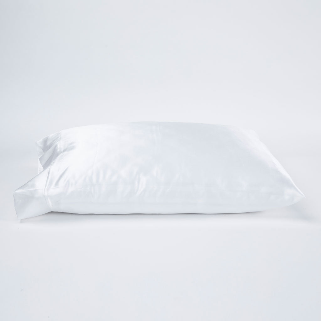 J-Life Shiruku Silk Snow Pillowcase