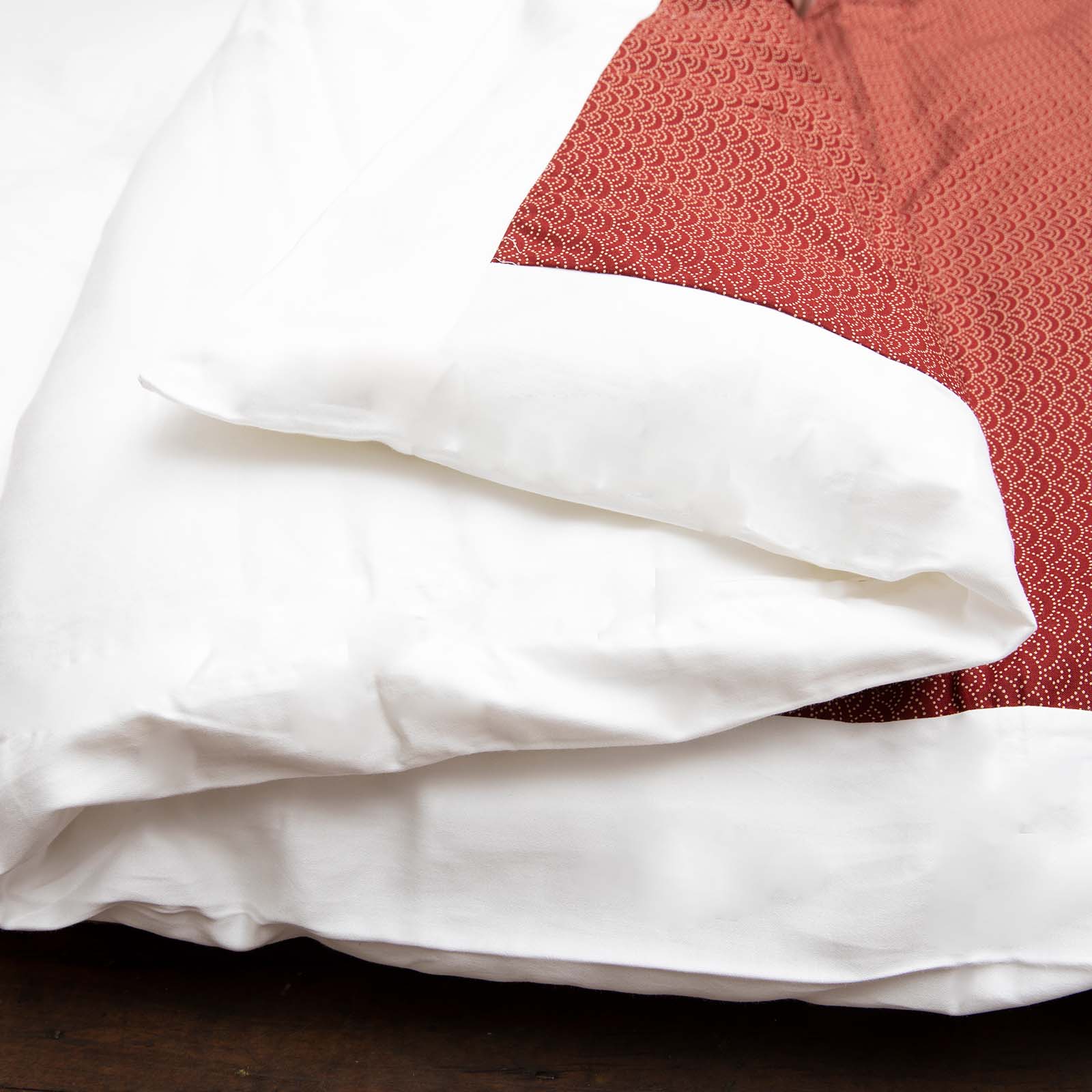 J-Life Seikai Ha Red Custom Kakefuton with Removable Cover