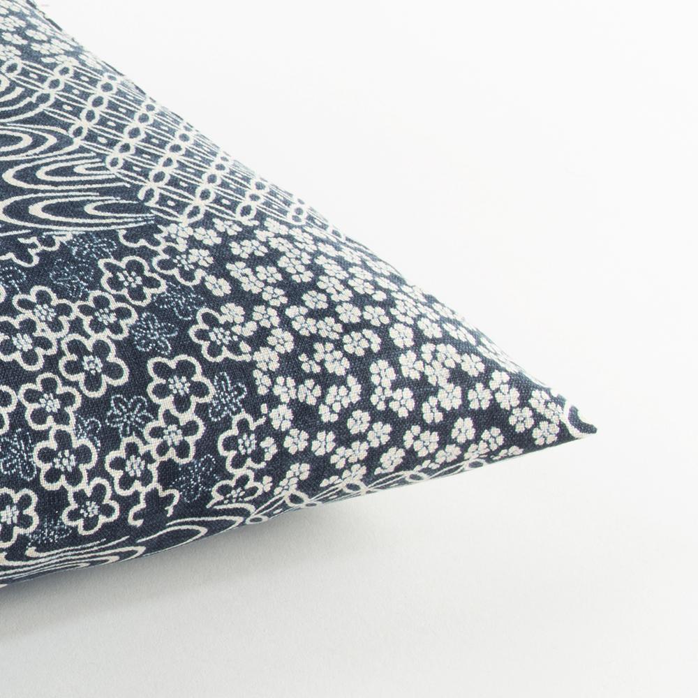 J-Life Patchi Navy Zabuton Floor Pillow_Pillows & Shams