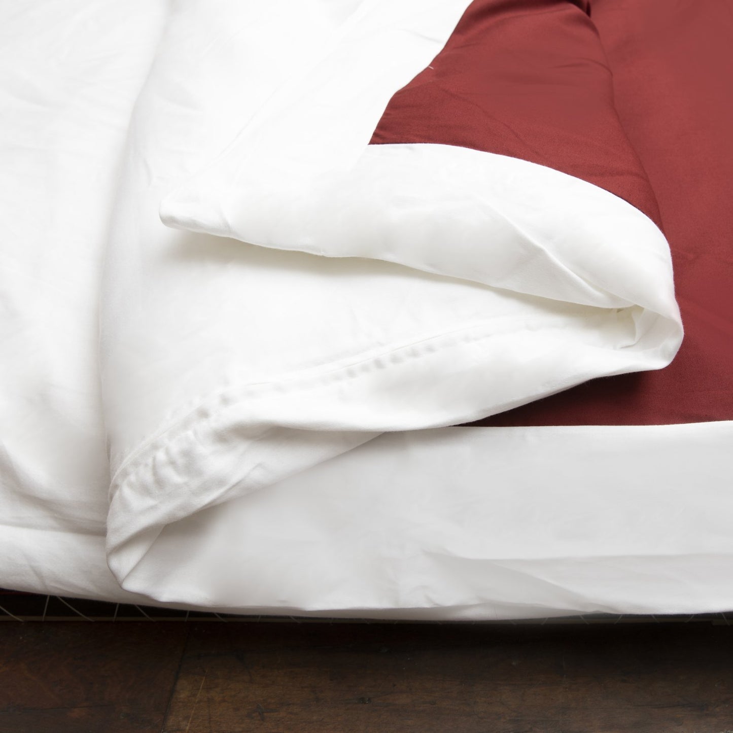 J-Life Burgundy Custom Kakefuton with Removable Cover