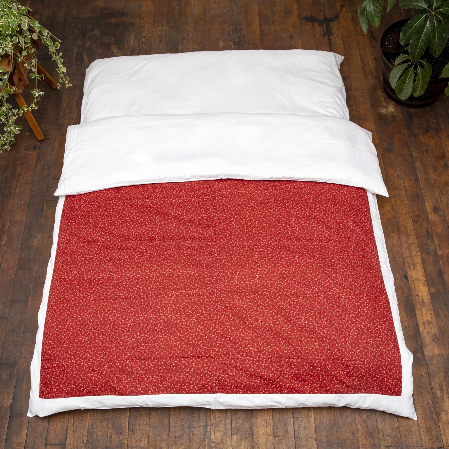 J-Life Tombo Red Custom Kakefuton with Removable Cover_Kakefutons