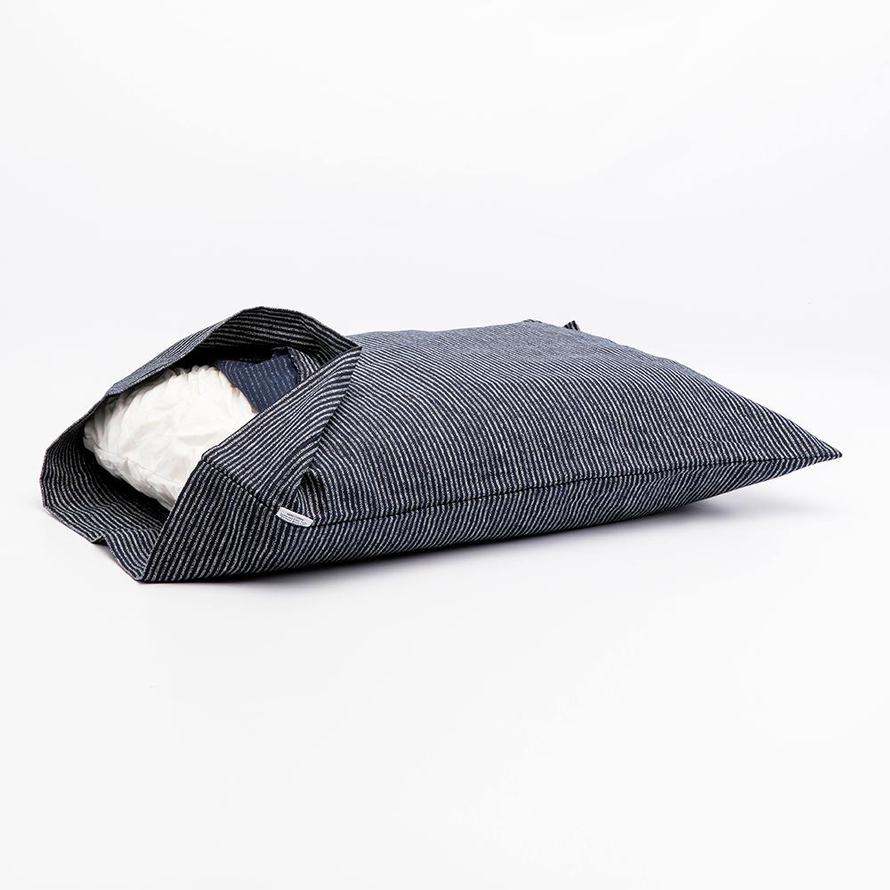 J-Life Shima Navy Pillowcase_Pillows & Shams_Pillowcase
