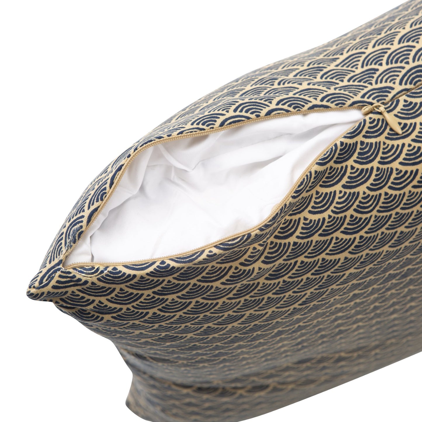 Nami Navy Throw Pillow_Pillows & Shams_Throw Pillows