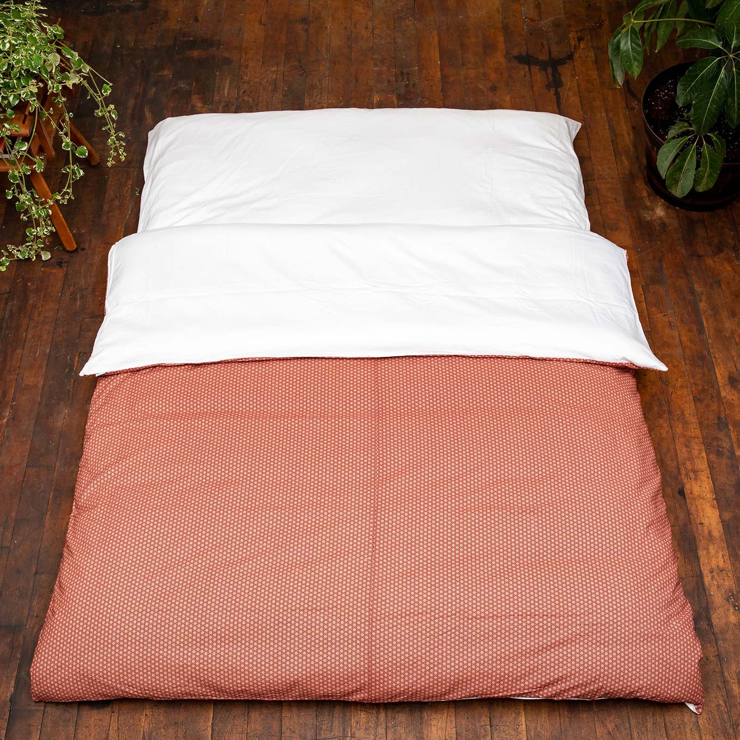 J-Life Asa No Ha Red Custom Kakefuton with Removable Cover_Kakefutons_Kakefuton with custom cover_Japan Tradition_Sleep System
