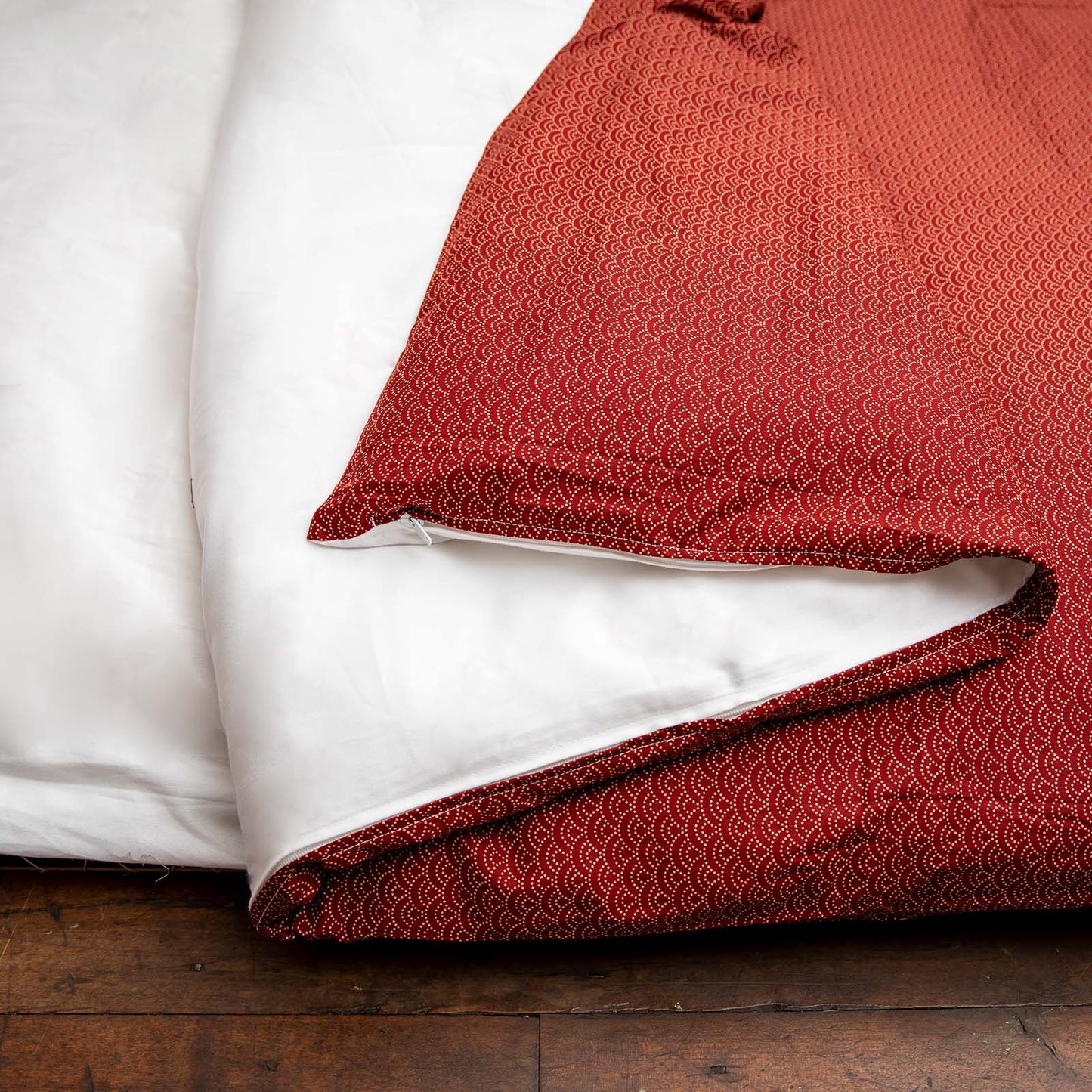 J-Life Seikai Ha Red Custom Kakefuton with Removable Cover_Kakefutons_Kakefuton with custom cover_Japan Tradition_Sleep System_Handmade