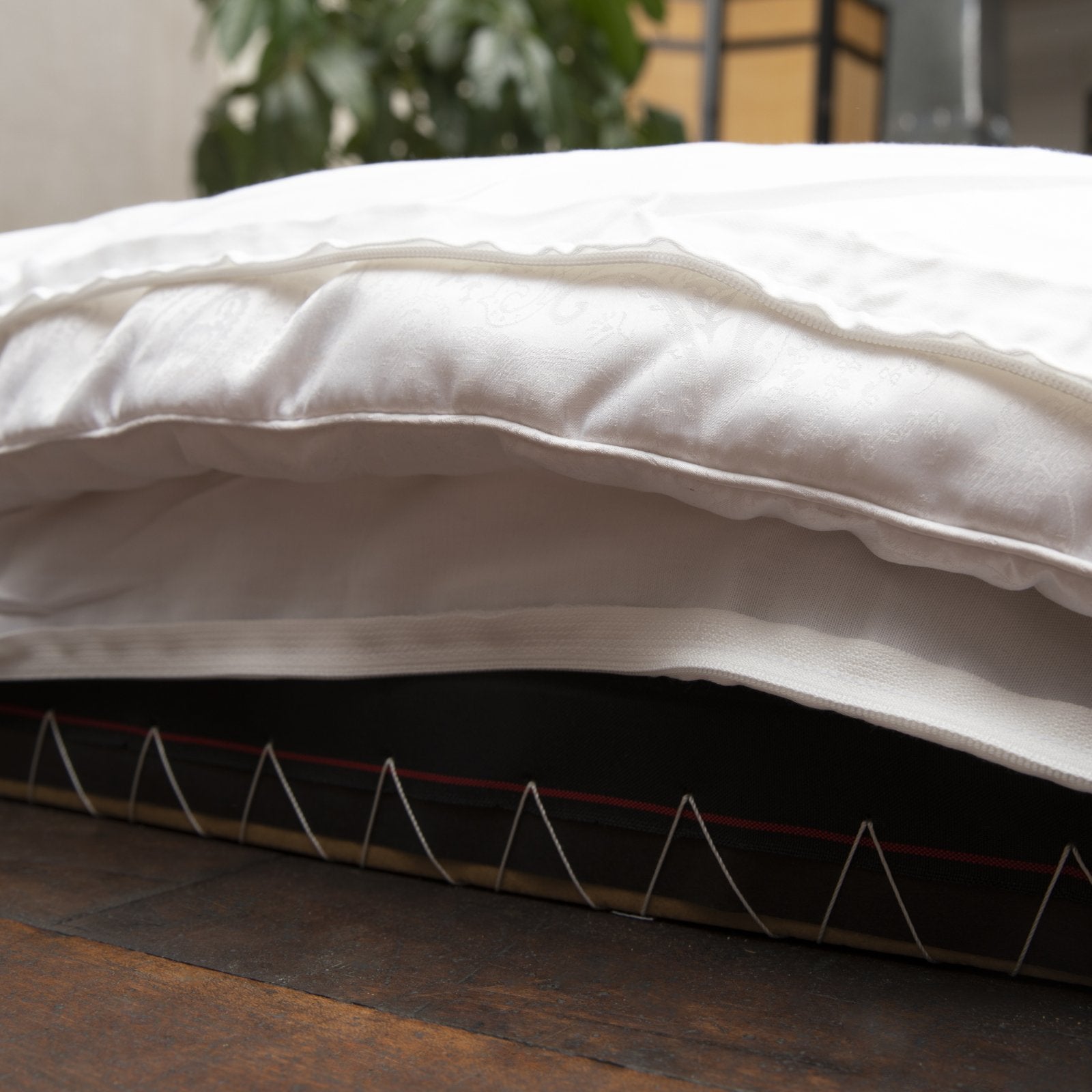 J-Life Toransu Navy Custom Kakefuton with Removable Cover_Kakefutons_Kakefuton with custom cover_Japan Tradition_Sleep System_Handmade__1__2__3
