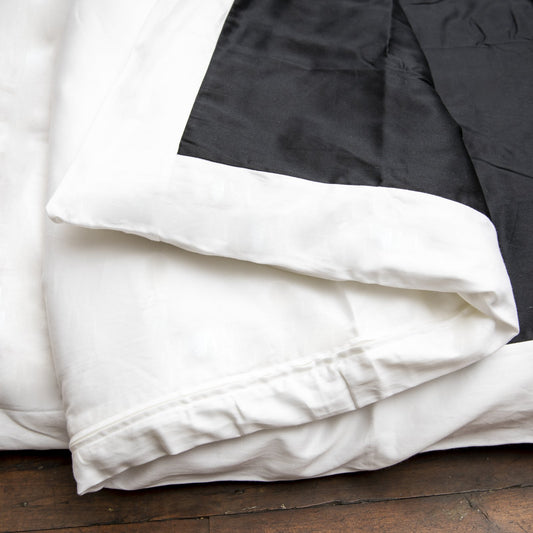 J-Life Black Ultra Sateen Custom Kakefuton with Removable Cover