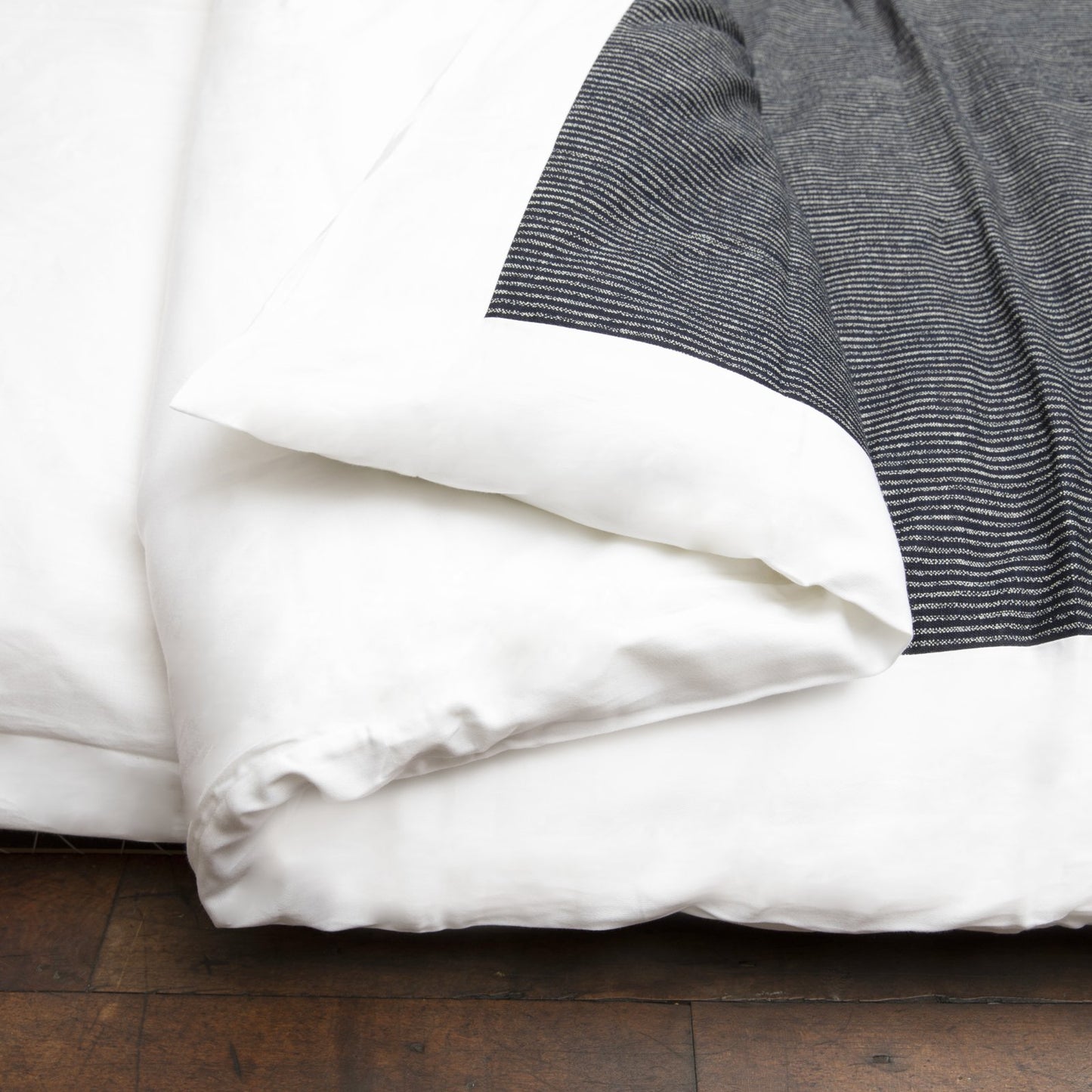 J-Life Shima Navy Custom Kakefuton with Removable Cover
