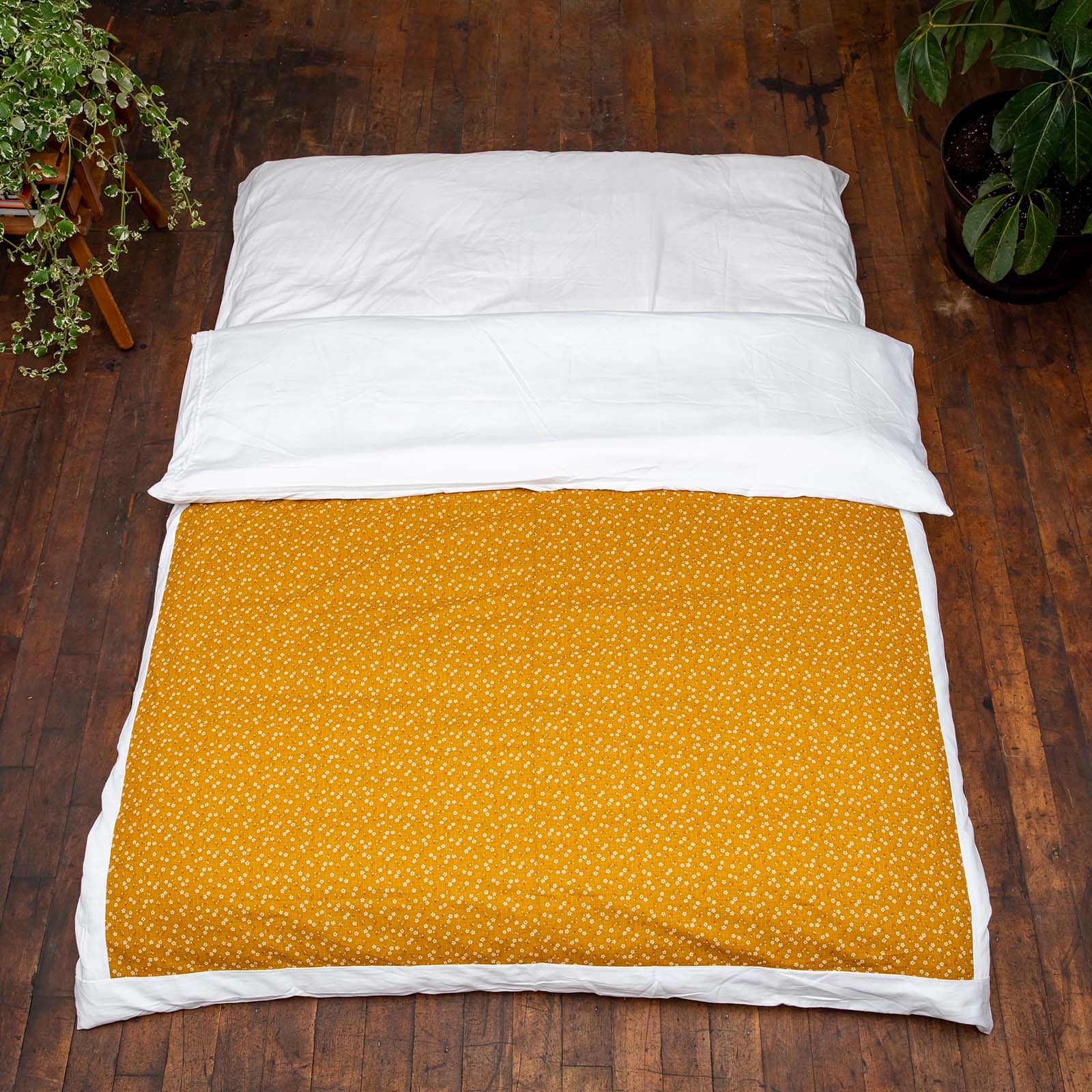 J-Life Sakura Gold Custom Kakefuton with Removable Cover_Kakefutons
