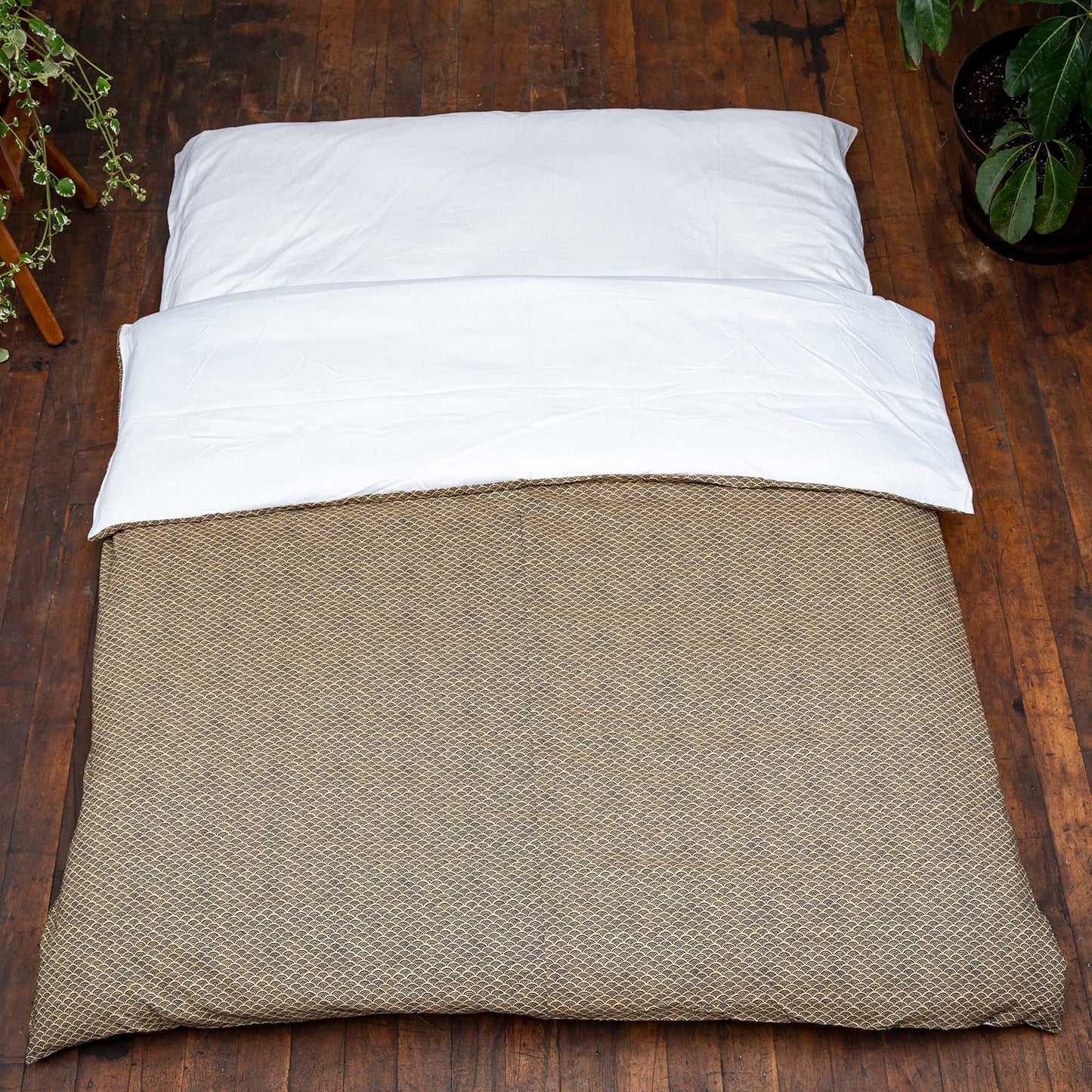 J-Life Nami Black Custom Kakefuton with Removable Cover_Kakefutons_Kakefuton with custom cover_Japan Tradition_Sleep System