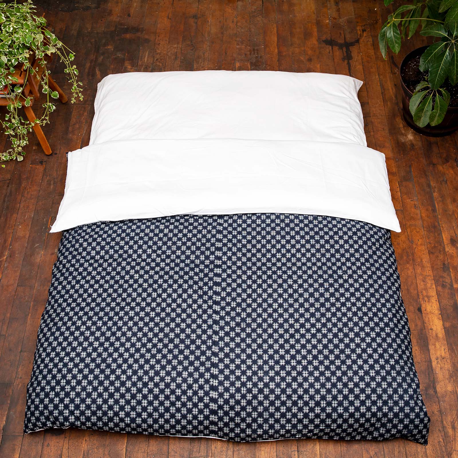 J-Life Hiro Navy Custom Kakefuton with Removable Cover_Kakefutons_Kakefuton with custom cover_Japan Tradition_Sleep System