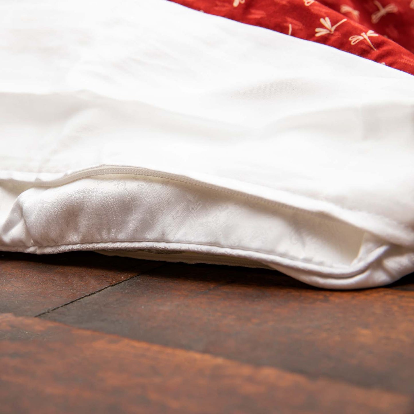 J-Life Tombo Red Custom Kakefuton with Removable Cover_Kakefutons_Kakefuton with custom cover_Japan Tradition_Sleep System_Handmade