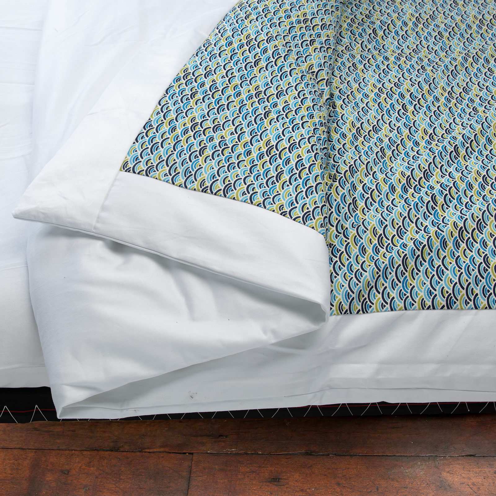 J-Life Colorful Seika Ha Blue Custom Kakefuton with Removable Cover