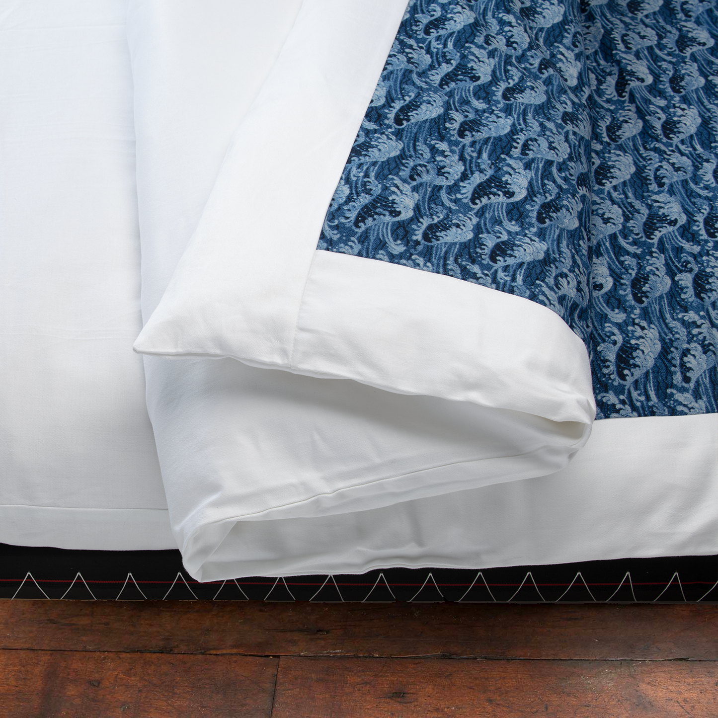 J-Life Tidal Wave Blue Custom Kakefuton with Removable Cover