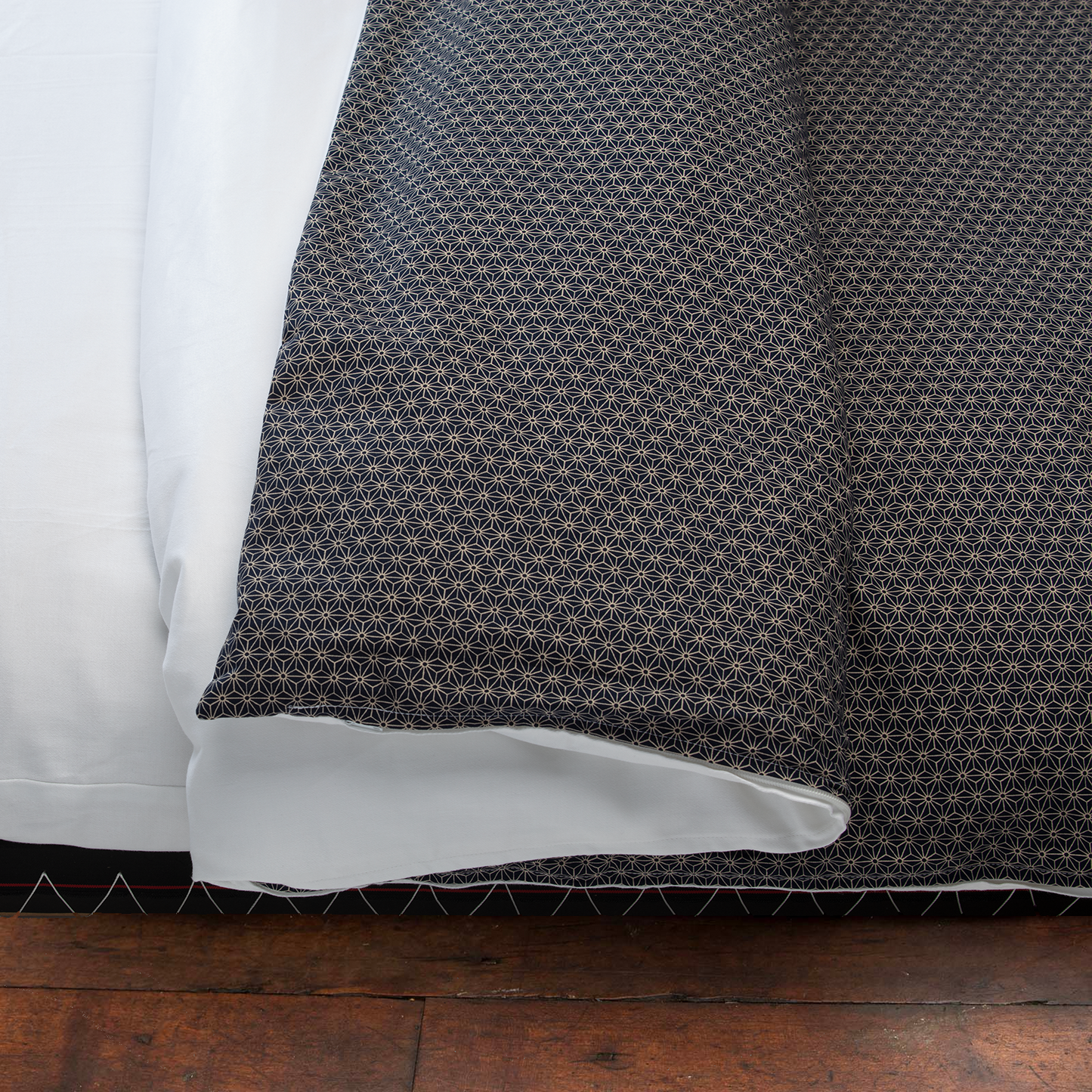 J-Life Asa No Ha Black #2 Custom Kakefuton with Removable Cover_Kakefutons_Kakefuton with custom cover_Japan Tradition_Sleep System_Handmade__1__2__3__4__5__6__7__8