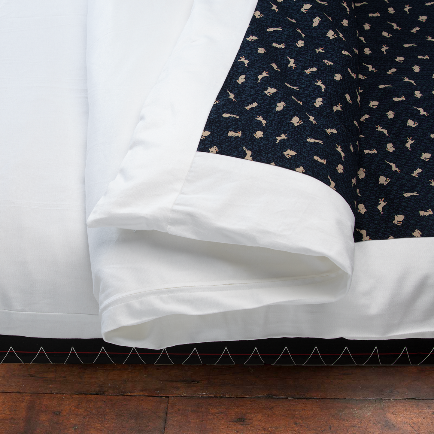 J-Life Usagi Navy Custom Kakefuton with Removable Cover