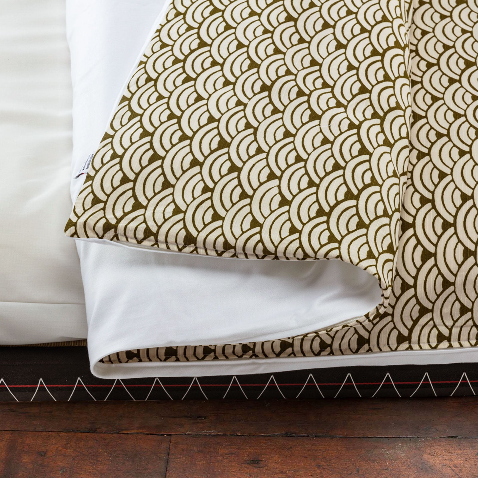 J-Life Jumbo Seikai Ha Matcha Custom Kakefuton with Removable Cover_Kakefutons & Kakefutons