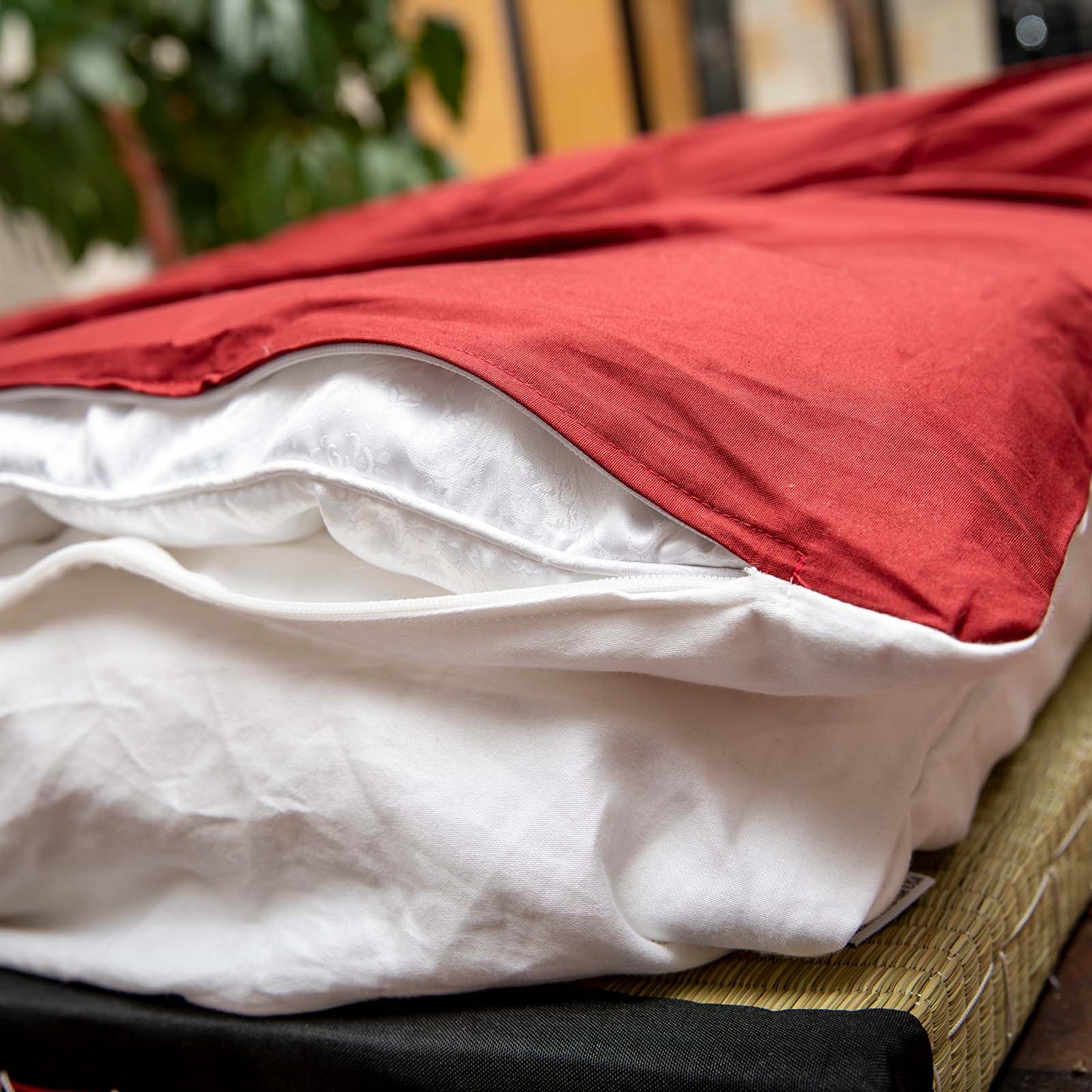 J-Life Burgundy Custom Kakefuton with Removable Cover_Kakefutons_Kakefuton with custom cover_Japan Tradition_Sleep System_Handmade__1