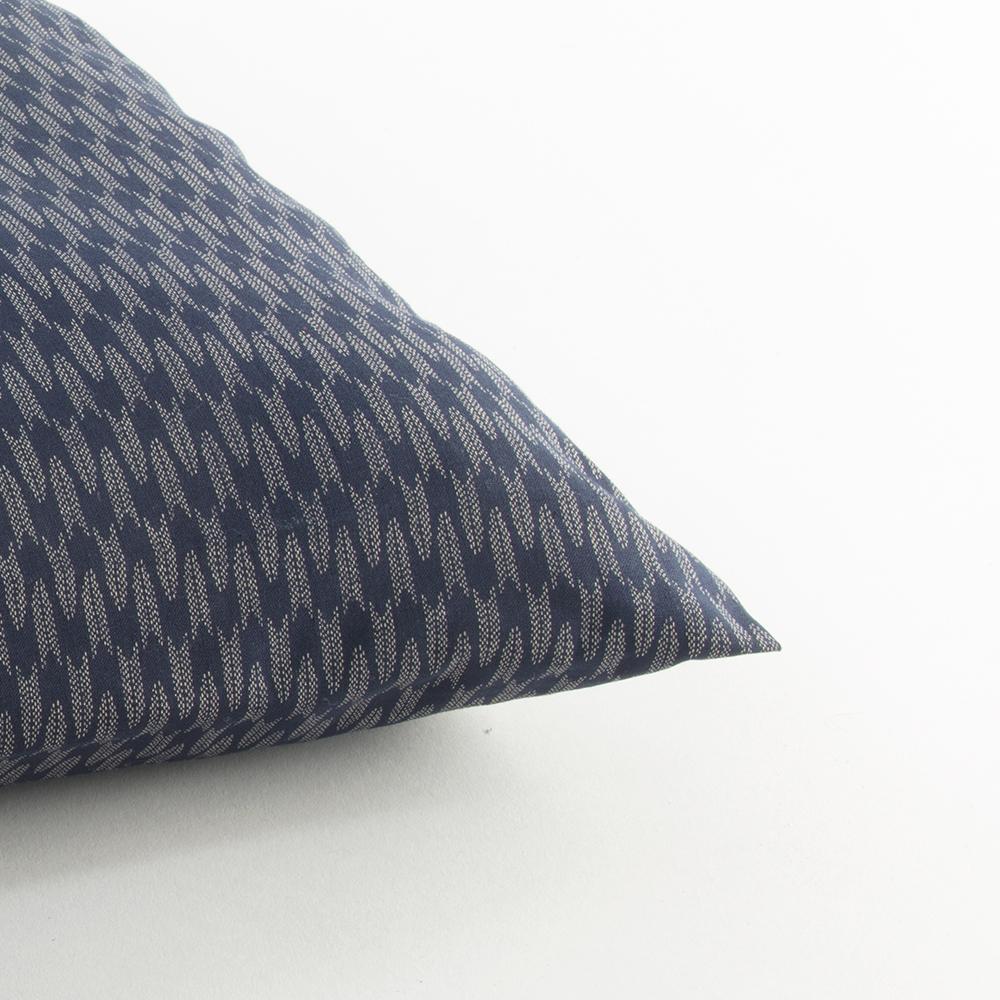 J-Life Ya Gasuri Navy Zabuton Floor Pillow_Pillows & Shams