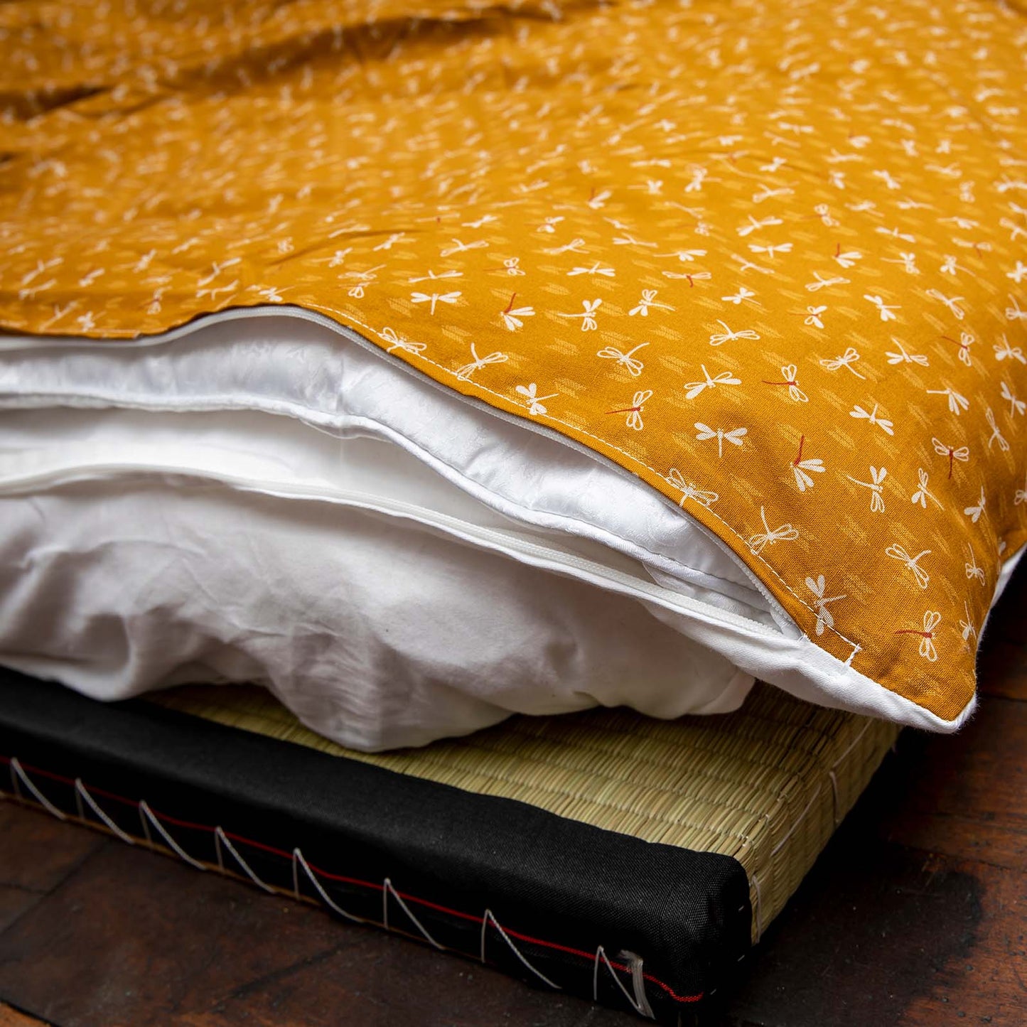 J-Life Tombo Gold #2 Custom Kakefuton with Removable Cover_Kakefutons_Kakefuton with custom cover_Japan Tradition_Sleep System_Handmade__1__2__3__4