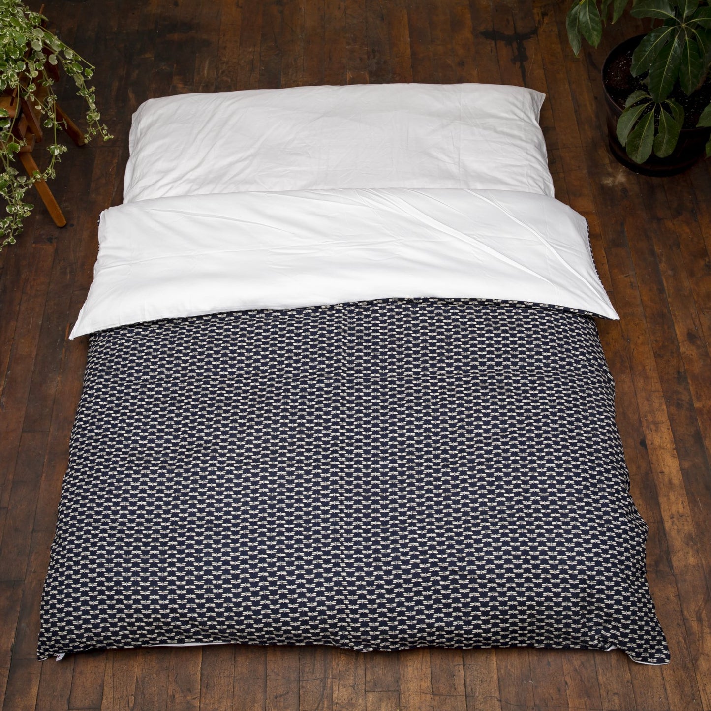 J-Life New Tombo Navy Custom Kakefuton with Removable Cover_Kakefutons_Kakefuton with custom cover_Japan Tradition_Sleep System
