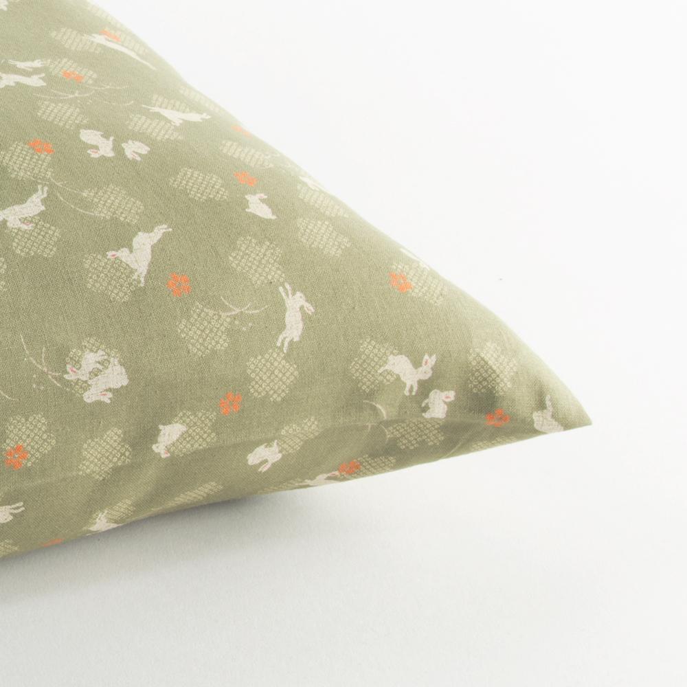 J-Life Usagi Green Zabuton Floor Pillow_Pillows & Shams